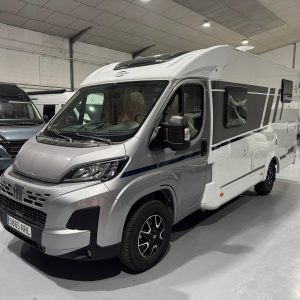 autocaravana perfilada en Valencia